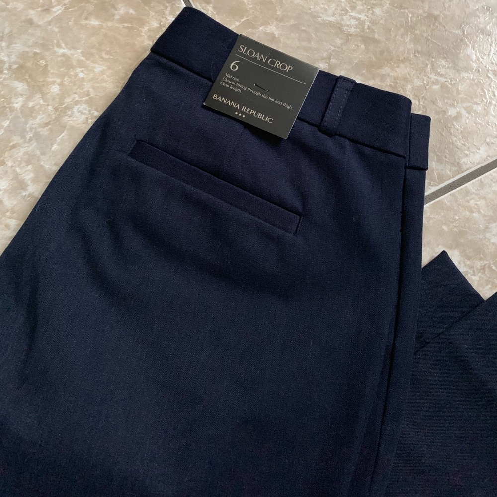 Banana republic Sloan Crop mid rise size 6